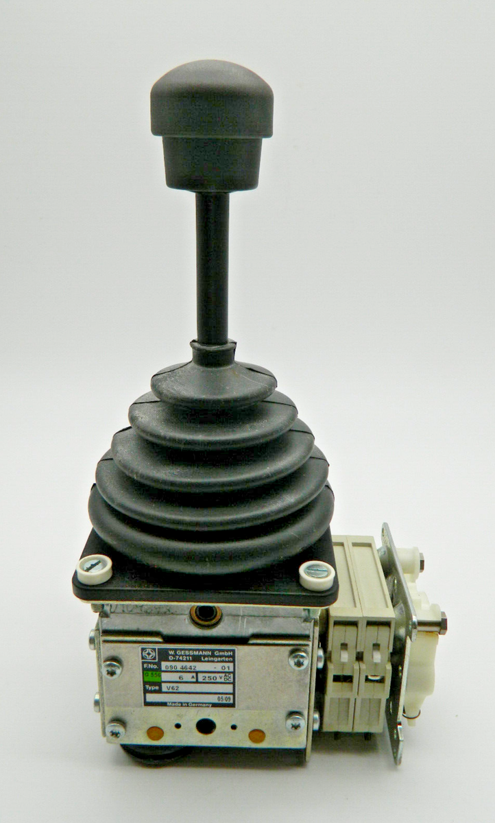 Командоконтроллер VV62L-S5-P-T-02ZZ Gessmann